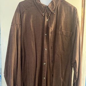 Men’s Columbia button down shirt. Great used condition